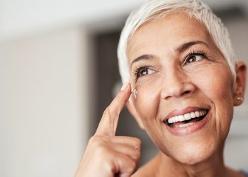 Encontrar las mejores cremas a los 70.