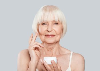 Encontrar las mejores crema antimanchas a los 70.