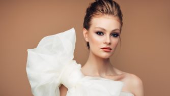 Los 6 mejores peinados para novias que se casan primavera