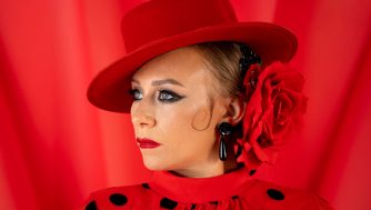 Inspírate con estas 6 ideas de peinados para la Feria de Abril de 2025 