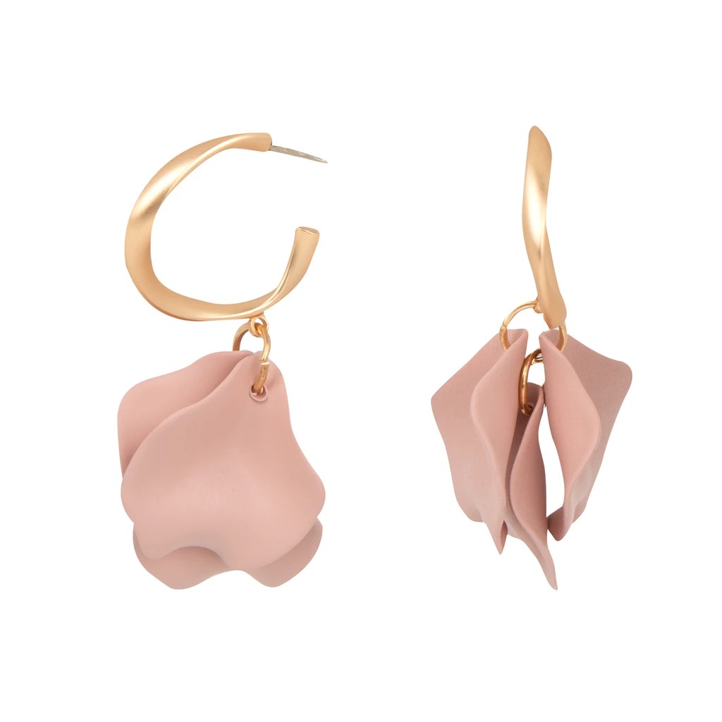 joya pétalos de rosa